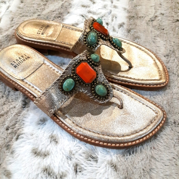 Stuart Weitzman Shoes - Stuart Weitzman Thong Flip Flop Sandals Gold Leather Size 7